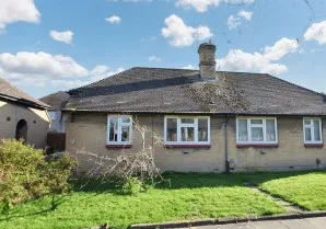 Property for Auction in London - 21 Russell Close, Crayford, Dartford, Kent