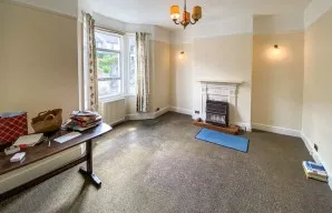 Property for Auction in London - 22 Magdalen Avenue, Bath, Avon