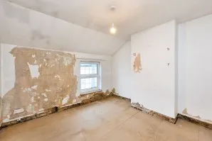 Property for Auction in London - 13 Rose Lane, Biggleswade, Bedfordshire