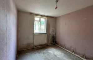 Property for Auction in London - 157 Moffat Road, Thornton Heath, Surrey