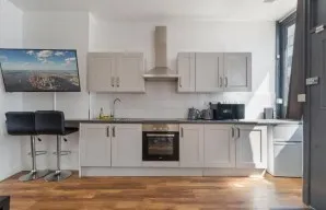 Property for Auction in London - Ground Floor Flat, 74 Aubert Park, Highbury, London