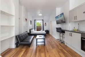 Property for Auction in London - Ground Floor Flat, 74 Aubert Park, Highbury, London