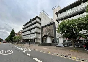 Property for Auction in London - Flat 42 Trinity Square, 23-59 Staines Road, Hounslow, Middlesex
