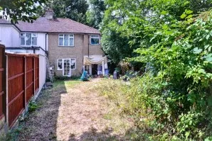 Property for Auction in London - 181 Belswains Lane, Hemel Hempstead, Hertfordshire