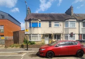 Property for Auction in London - 30 Eveline Road, Mitcham, Surrey