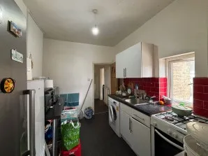 Property for Auction in London - 10 Yew Grove, Cricklewood, London