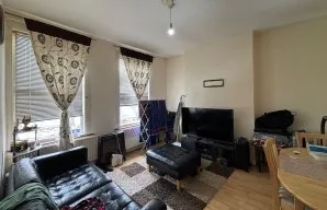 Property for Auction in London - 10 Yew Grove, Cricklewood, London
