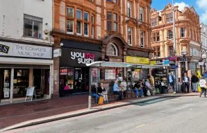 Property for Auction in London - 150 Friar Street, Reading, Berkshire