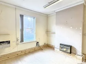 Property for Auction in London - 10 Town Hall Street, Grimsby, North East Lincolnshire