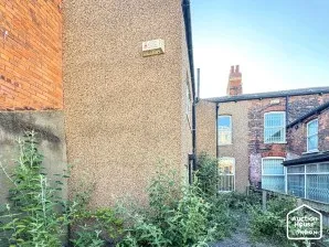 Property for Auction in London - 10 Town Hall Street, Grimsby, North East Lincolnshire