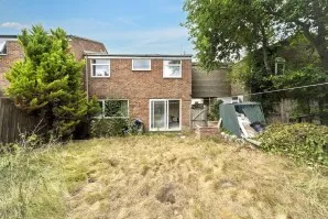 Property for Auction in London - 115 Holbeck, Bracknell, Berkshire