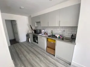 Property for Auction in London - 74 High Street, Clacton-on-Sea, Essex