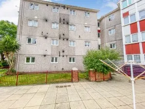 Property for Auction in London - 174 Pembroke Street, Plymouth, Devon