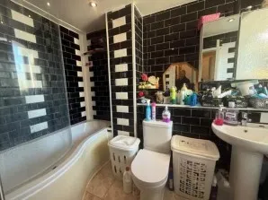 Property for Auction in London - 148 Eynsham Drive, Abbey Wood, London