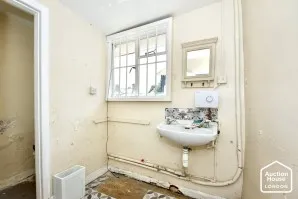 Property for Auction in London - 48 High Street, Kington, Herefordshire