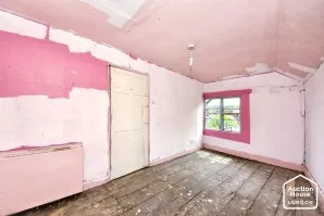 Property for Auction in London - 48 High Street, Kington, Herefordshire
