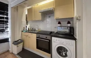 Property for Auction in London - Flat 540 Park West, Edgware Road, Paddington, London