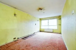 Property for Auction in London - 56 Phoenix Place, Dartford, Kent