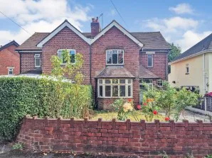 Property for Auction in London - 2 Woodward Road, Kidderminster, Worcestershire