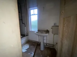 Property for Auction in London - 2 Woodward Road, Kidderminster, Worcestershire