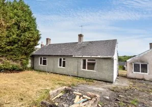 Property for Auction in London - 47 Hillside, Stowmarket, Suffolk