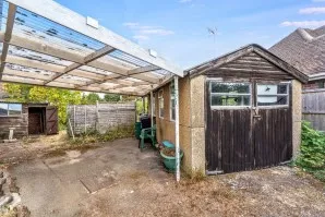 Property for Auction in London - 31 Sutcliffe Avenue, Earley, Reading, Berkshire