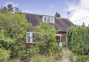 Property for Auction in London - 31 Sutcliffe Avenue, Earley, Reading, Berkshire