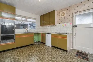 Property for Auction in London - 31 Sutcliffe Avenue, Earley, Reading, Berkshire