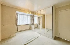 Property for Auction in London - 1 Ellesmere Avenue, Mill Hill, London