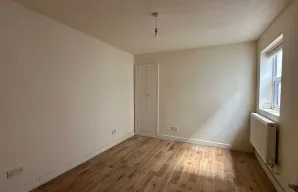 Property for Auction in London - Flat 1, 22 Forest Hill Road, Southwark, London