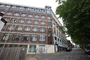 Property for Auction in London - Flat 3 Hatton Place, 118 Midland Road, Luton, Bedfordshire