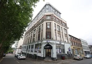 Property for Auction in London - Flat 3 Hatton Place, 118 Midland Road, Luton, Bedfordshire