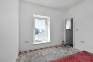 Property for Auction in London - 6 Heol Y Parc, Cefneithin, Llanelli, Dyfed