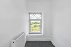 Property for Auction in London - 6 Heol Y Parc, Cefneithin, Llanelli, Dyfed