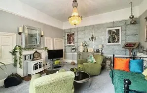 Property for Auction in London - 2 Shipden House, High Street, Cromer, Norfolk