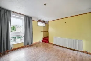 Property for Auction in London - 10 Lunar Close, Biggin Hill, Westerham, Kent
