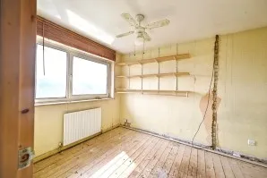 Property for Auction in London - 10 Lunar Close, Biggin Hill, Westerham, Kent