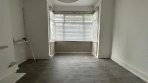 Property for Auction in London - 59A Park Lane, Carshalton, Surrey