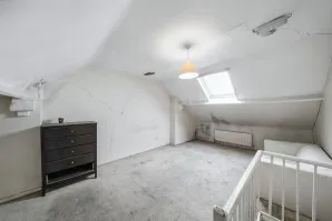 Property for Auction in London - 194 Southampton Street, Reading, Berkshire