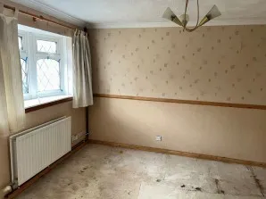 Property for Auction in London - 4 Shepperton Close, Chatham, Kent