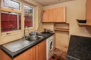 Property for Auction in London - 9 Spalding Road, Bourne, Lincolnshire