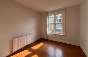 Property for Auction in London - 6 Wheatlands Road, Tooting, London