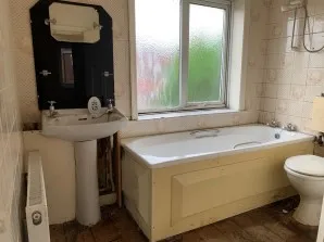 Property for Auction in London - 54 Branksome Drive, Salford, Lancashire