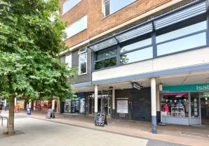 Property for Auction in London - Flat 1 Culpit House, 74-78 Town Centre, Hatfield, Hertfordshire
