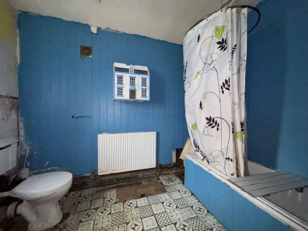 Alexandra Place, South Norwood, London, SE25 6JE - Online Auctions