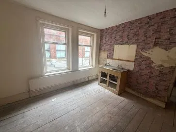 Property for Auction in Manchester - 42 Hull Road, Blackpool, Lancashire