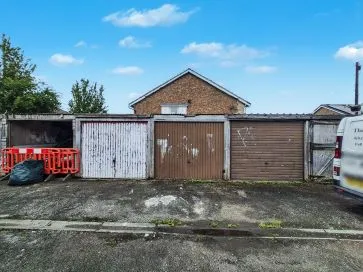 Property for Auction in Manchester - 4 Ashfield Close, Halifax, West Yorkshire