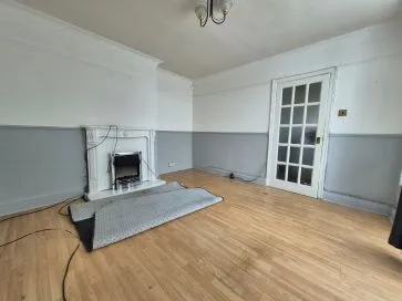 Property for Auction in Manchester - 192 Greenside Lane, Droylsden