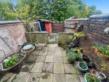 Property for Auction in Manchester - 69 Balfour Street, Oldham