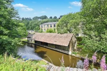 Property for Auction in Manchester - Trans Shipment Warehouse, Wool Road, Dobcross, Oldham